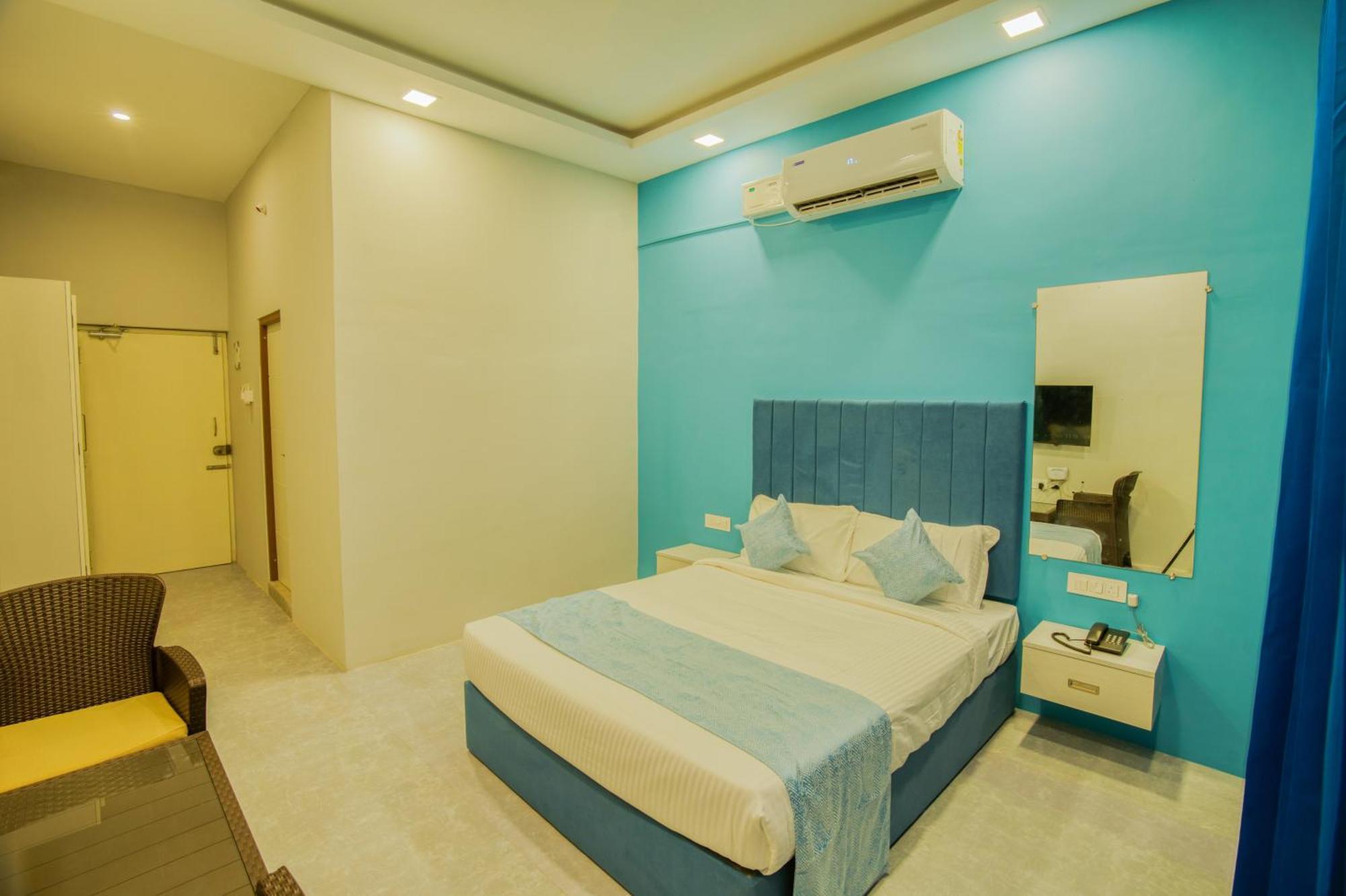 Seaborne Beach Resort Auroville Extérieur photo