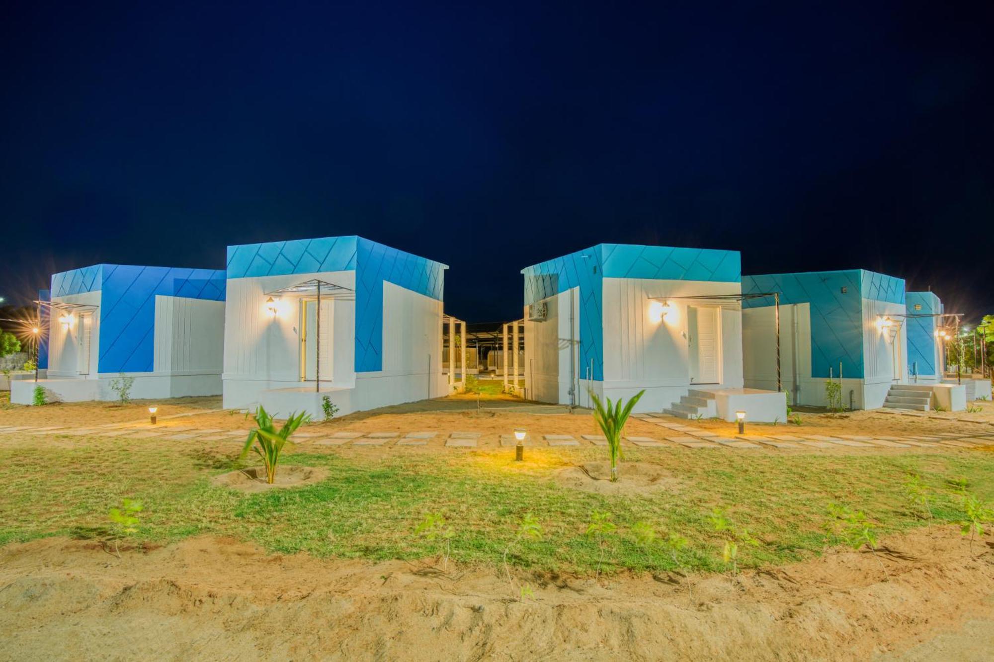 Seaborne Beach Resort Auroville Extérieur photo